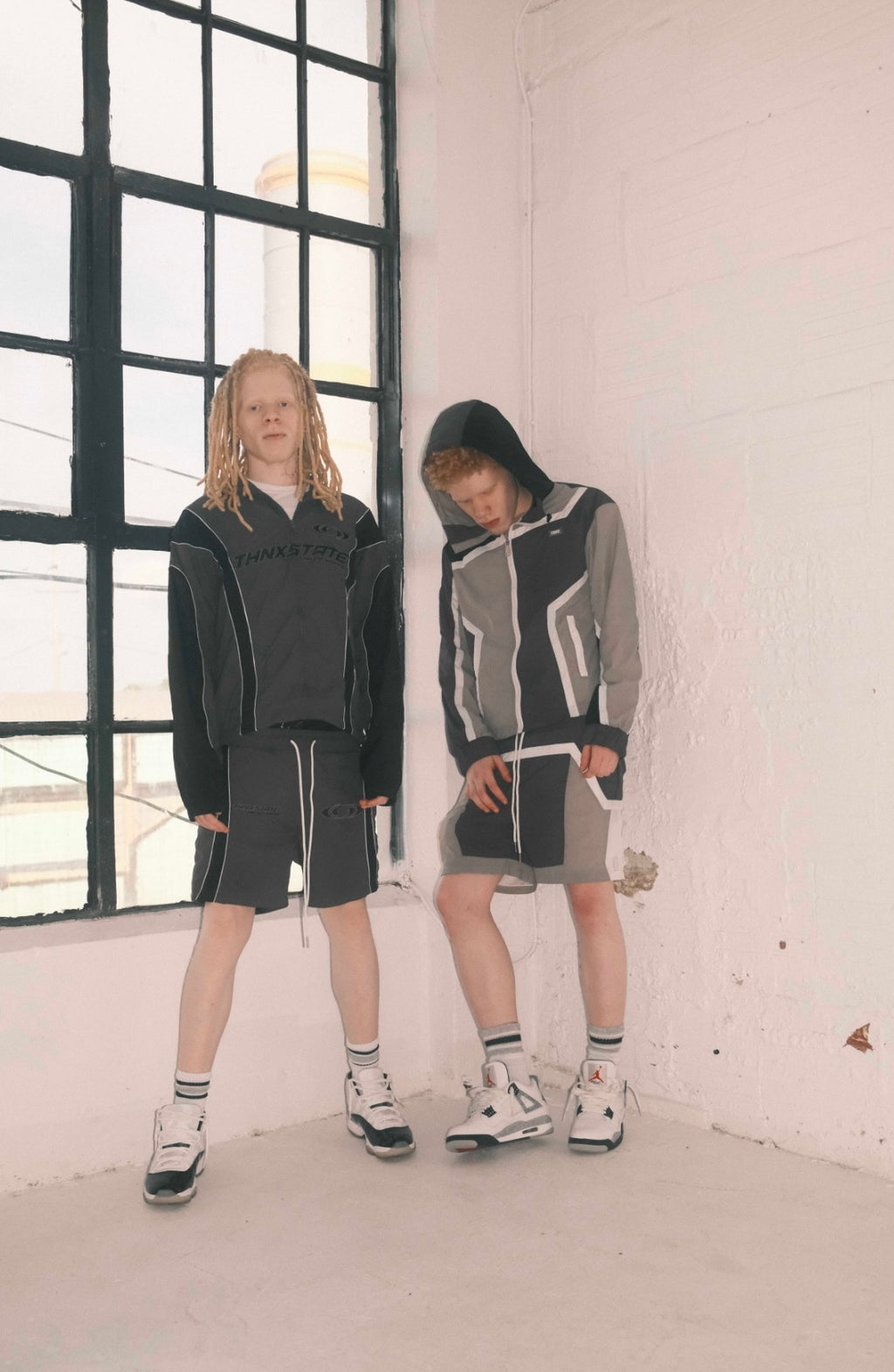 Nylon Runner Zipup Grey